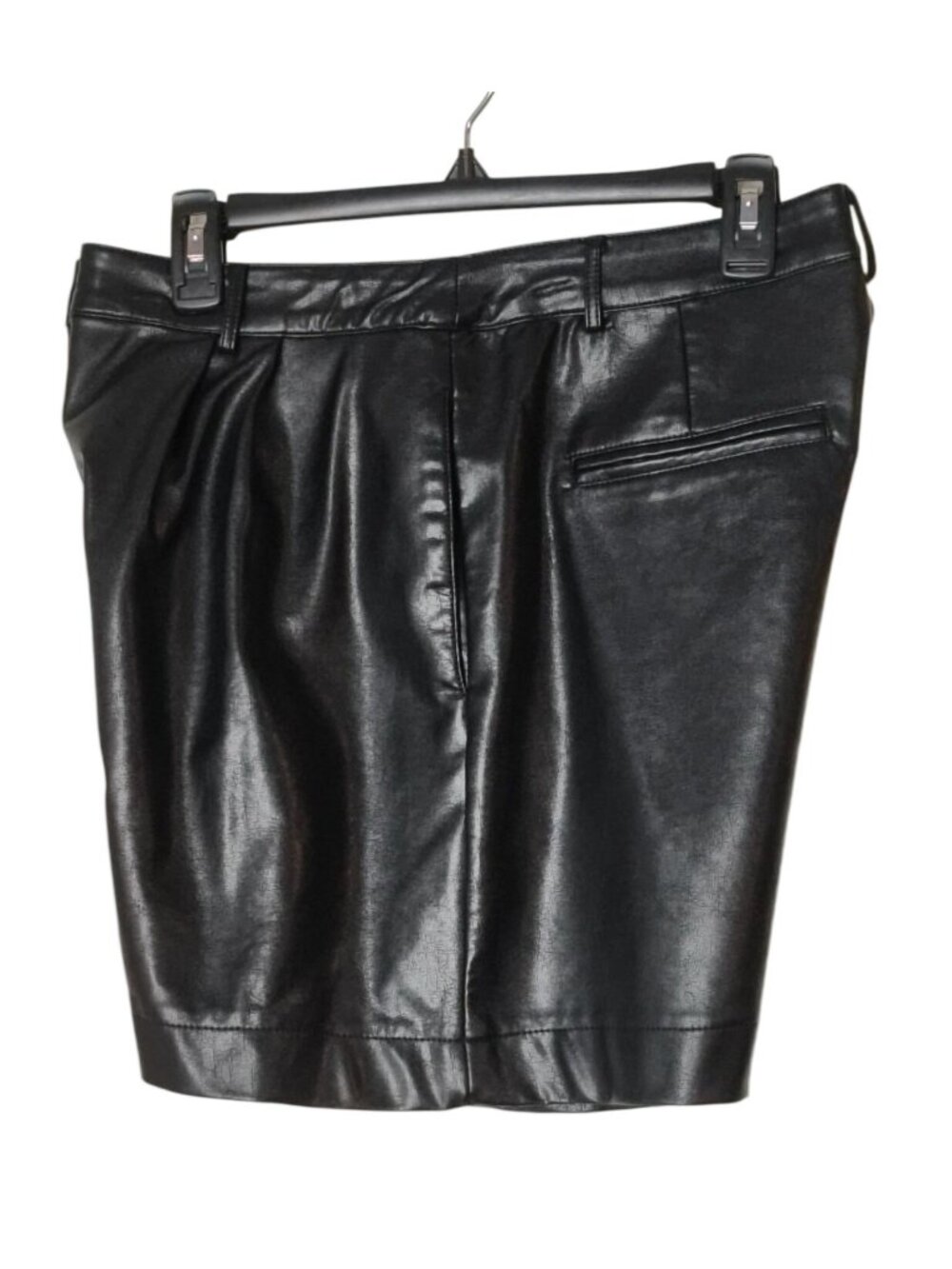 Moodie Womens L Black Faux Leather Shorts Pleated Pockets Edgy Rocker Streetwear - Picture 2 of 8